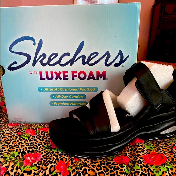 cloud ultra skechers